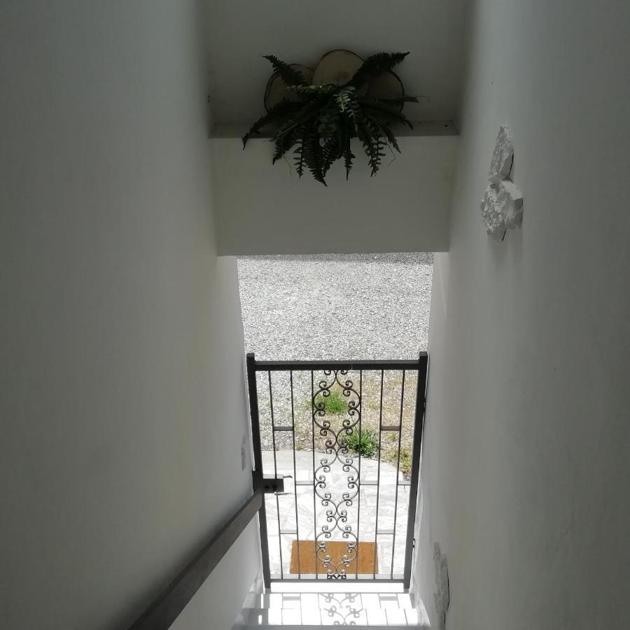 לינה וארוחת בוקר Cantù Casa Maria מראה חיצוני תמונה